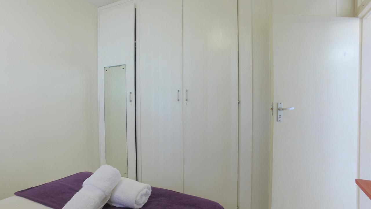South Coast Beachfront Holiday Apartments Amanzimtoti Buitenkant foto